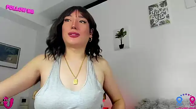 Snapshot of hottycrishina chatting on March 1, 10:24 am hottycrishina online show from March 1, 10:24 am