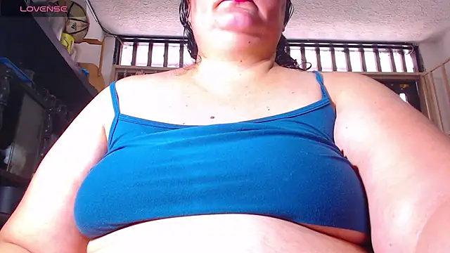 Snapshot of ashelymalefica chatting on September 30, 6:46 pm ashelymalefica online show from September 30, 6:46 pm