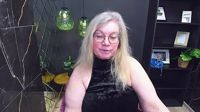 NataliMellow online show from January 28, 4:30 pm