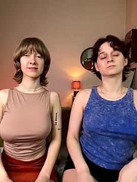 Snapshot of Jitoon_Exe chatting on October 26, 8:04 pm Jitoon Exe online show from October 26, 8:04 pm