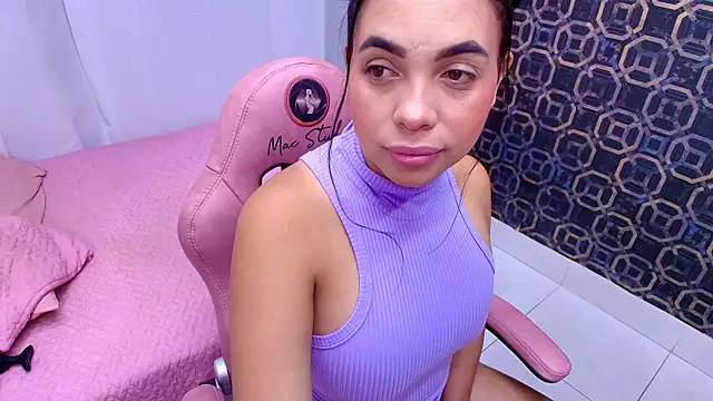 Snapshot of sarakaisy chatting on January 12, 12:12 pm sarakaisy online show from January 12, 12:12 pm
