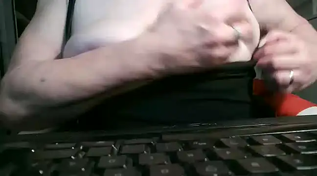 heidi60 online show from February 14, 3:36 pm