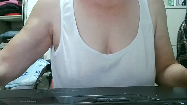 heidi60 online show from October 9, 9:40 am