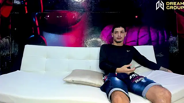 AmazingPartys online show from November 16, 7:30 pm