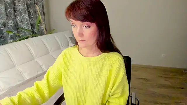 Snapshot of Fritha chatting on January 30, 12:07 am Fritha online show from January 30, 12:07 am