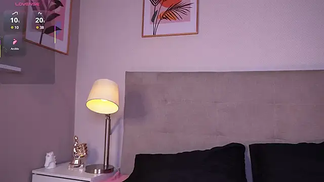 cinnamon afrodit online show from November 29, 12:52 pm