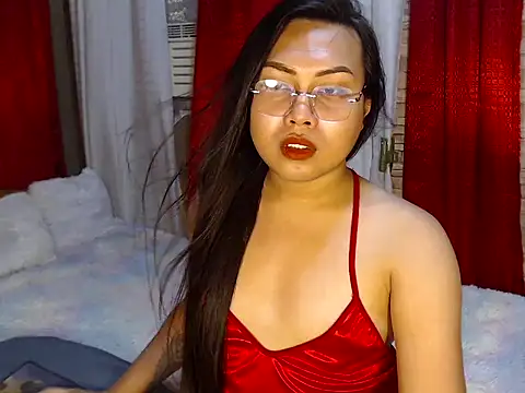 Snapshot of Cumshooterqueen chatting on September 23, 1:30 am Cumshooterqueen online show from September 23, 1:30 am