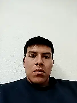 Snapshot of mikeeeeeell chatting on October 24, 9:44 pm mikeeeeeell online show from October 24, 9:44 pm