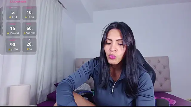 Snapshot of ms_freyax chatting on September 13, 4:01 am ms freyax online show from September 13, 4:01 am