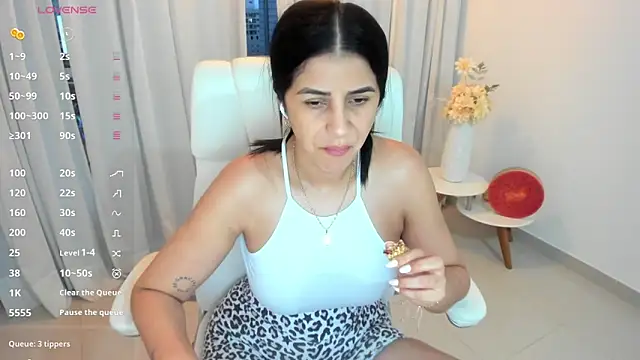 renata t  online show from September 25, 10:57 pm