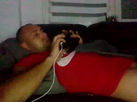 Snapshot of paulegaa@xh chatting on September 13, 2:44 am paulegaaxh online show from September 13, 2:44 am