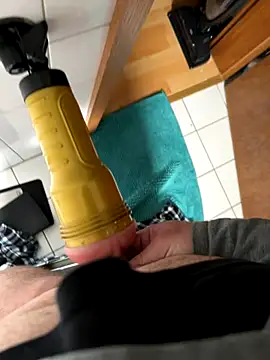 Bong Geek-420 online show from October 26, 12:00 pm