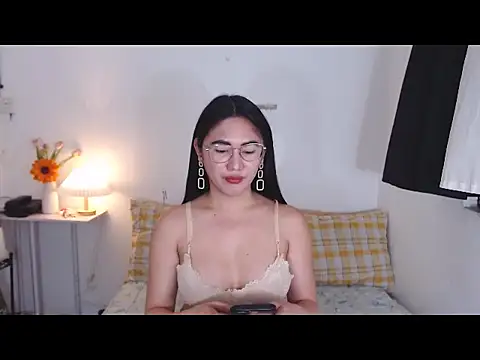 XjuanitabonitaX online show from September 20, 8:15 am