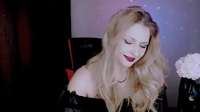 Snapshot of Eleonores chatting on September 17, 5:09 am Eleonores online show from September 17, 5:09 am