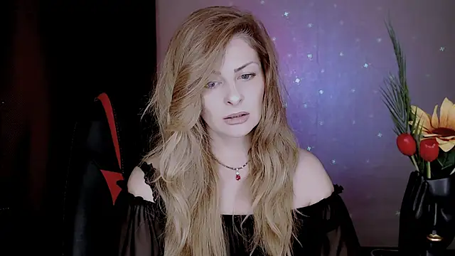 Snapshot of Eleonores chatting on November 11, 5:07 am Eleonores online show from November 11, 5:07 am