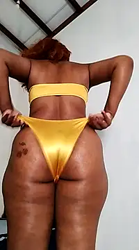 Snapshot of NILMINI-SHERON chatting on December 24, 3:26 pm NILMINI-SHERON online show from December 24, 3:26 pm