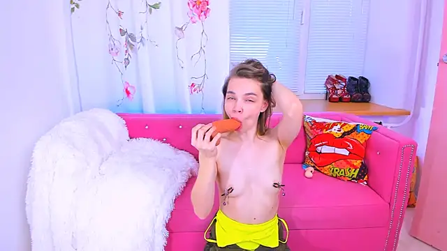 Snapshot of The_Deep_Passion chatting on March 2, 12:43 pm The Deep Passion online show from March 2, 12:43 pm