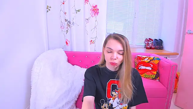 Snapshot of The_Deep_Passion chatting on March 5, 8:00 am The Deep Passion online show from March 5, 8:00 am