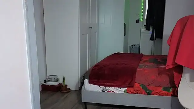 HotSpicyGujju online show from November 28, 8:44 pm