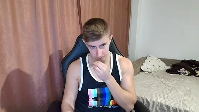 Todhorny9873 online show from January 13, 7:54 am