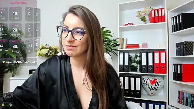 Snapshot of amayawest chatting on March 11, 10:51 am amayawest online show from March 11, 10:51 am