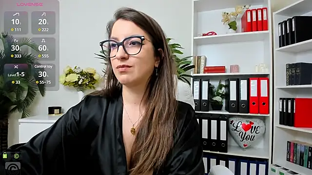 Snapshot of amayawest chatting on March 15, 11:40 am amayawest online show from March 15, 11:40 am