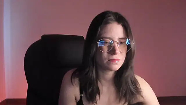 Snapshot of HazelKush chatting on September 18, 9:50 pm HazelKush online show from September 18, 9:50 pm