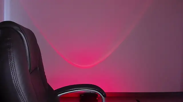 Snapshot of HazelKush chatting on September 25, 4:54 pm HazelKush online show from September 25, 4:54 pm