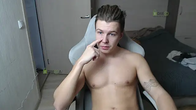 Snapshot of Sunny-Girl1 chatting on February 19, 7:17 am Sunny-Girl1 online show from February 19, 7:17 am