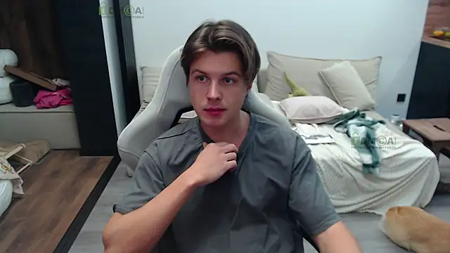 Snapshot of Sunny-Girl1 chatting on October 24, 6:48 pm Sunny-Girl1 online show from October 24, 6:48 pm