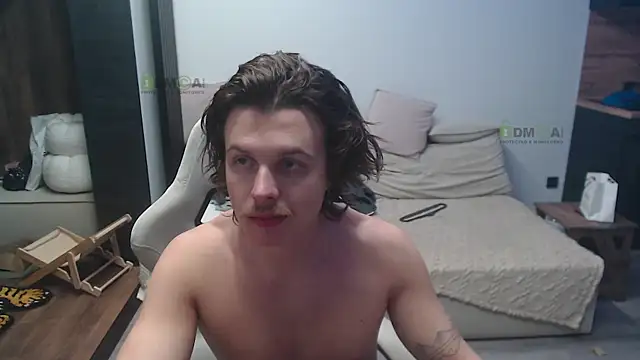 Sunny-Girl1 online show from April 12, 6:13 pm