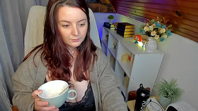 ErinMarshall online show from February 12, 4:00 pm