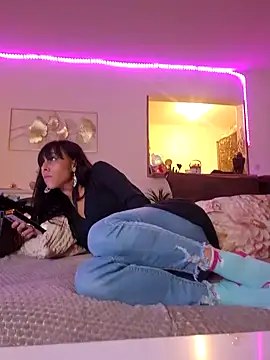 misscectito13 online show from March 13, 8:26 am