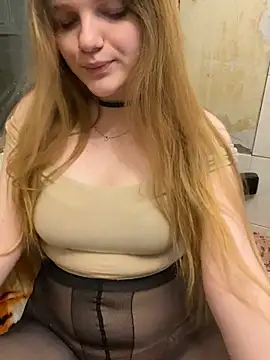 -MimmiLissa- online show from November 28, 2:20 pm