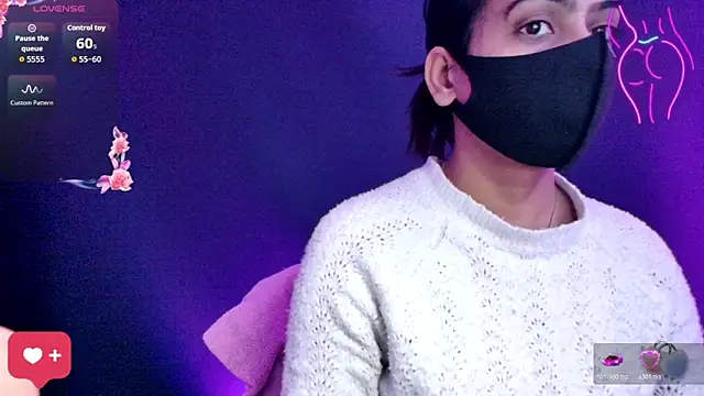 Snapshot of DesiZoya chatting on December 13, 10:59 pm DesiZoya online show from December 13, 10:59 pm