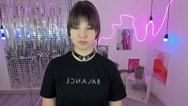 ElizaMild online show from March 2, 4:42 pm