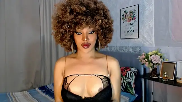 trixxielicious online show from January 16, 5:11 am