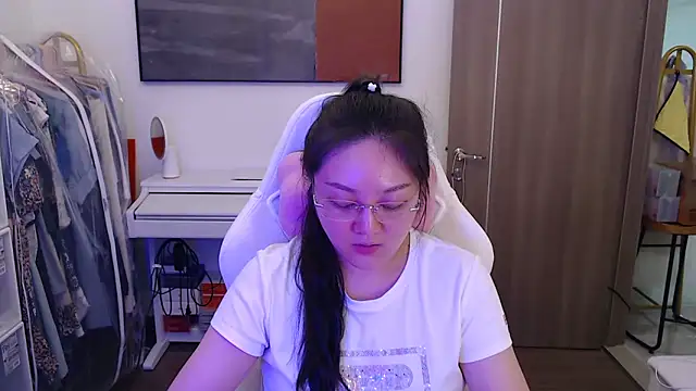 SusanWang online show from January 11, 12:07 pm