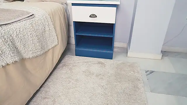 new dee online show from February 22, 9:23 am