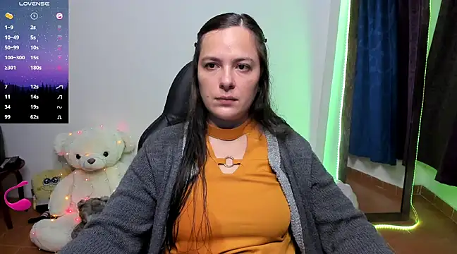 Snapshot of angelaagomez chatting on February 12, 12:58 am angelaagomez online show from February 12, 12:58 am