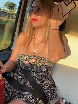 Snapshot of Gatitacarlita chatting on January 2, 10:11 pm Gatitacarlita online show from January 2, 10:11 pm