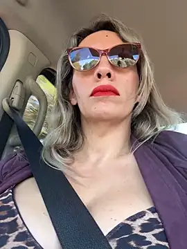 Snapshot of Gatitacarlita chatting on November 18, 12:42 pm Gatitacarlita online show from November 18, 12:42 pm