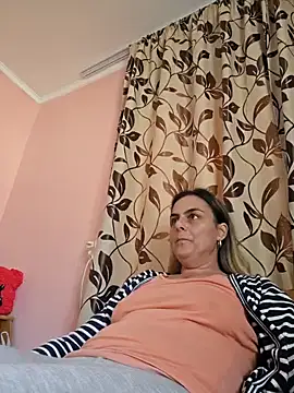 IsabelleCraft online show from March 6, 12:52 pm