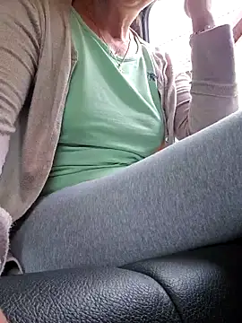 IsabelleCraft online show from September 12, 8:36 am