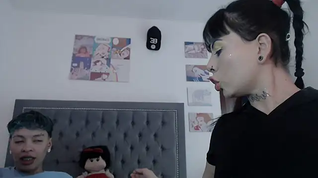 Snapshot of dulce_maria_x chatting on December 28, 7:54 pm dulce maria x online show from December 28, 7:54 pm