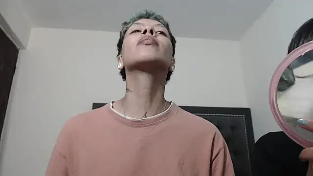 Snapshot of dulce_maria_x chatting on January 9, 8:55 pm dulce maria x online show from January 9, 8:55 pm