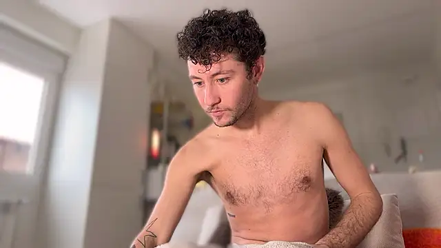 Snapshot of Harry_Jen chatting on January 20, 9:13 am Harry Jen online show from January 20, 9:13 am