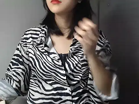 Snapshot of Bigg_Pussyy_Catt chatting on December 17, 8:45 am Bigg Pussyy Catt online show from December 17, 8:45 am