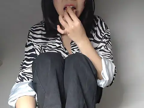 Snapshot of Bigg_Pussyy_Catt chatting on January 23, 8:57 am Bigg Pussyy Catt online show from January 23, 8:57 am