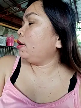 XXLorie 02 online show from March 12, 7:35 am